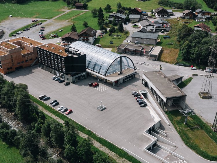 Vogelperspektive der Talstation 